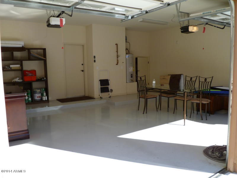 3935 East Rough Rider Road, Unit 1149 Phoenix, AZ 85050 - Photo 6 of 27 Garages