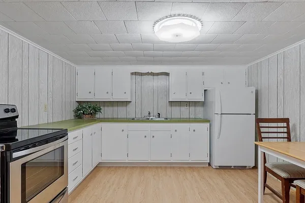 $899,900 | 154 Summer Street, Maynard, MA 01754