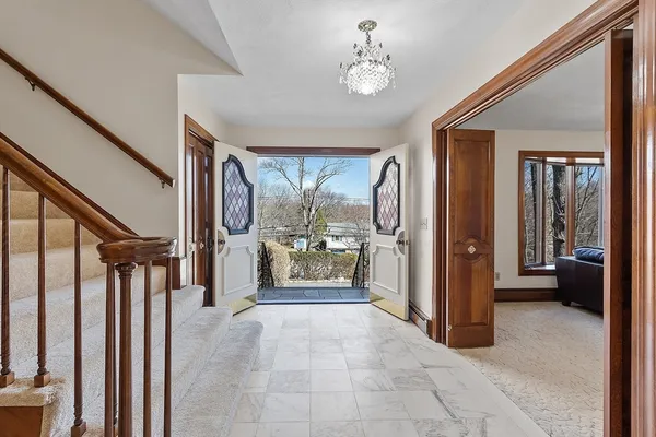 $899,900 | 154 Summer Street, Maynard, MA 01754