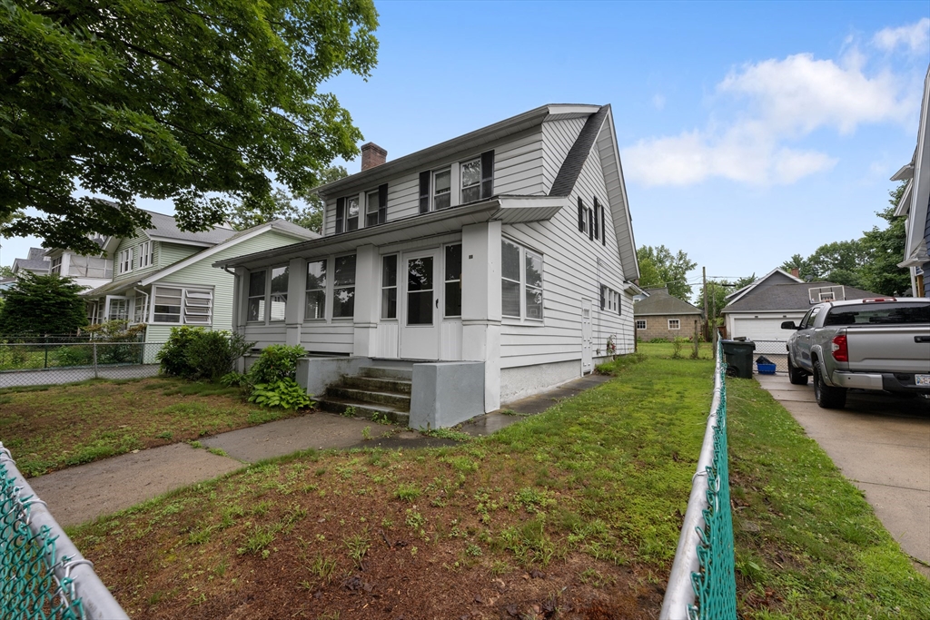 73 Biltmore Street Springfield, MA 01108 - Photo 3 of 30 Gallery Image 3