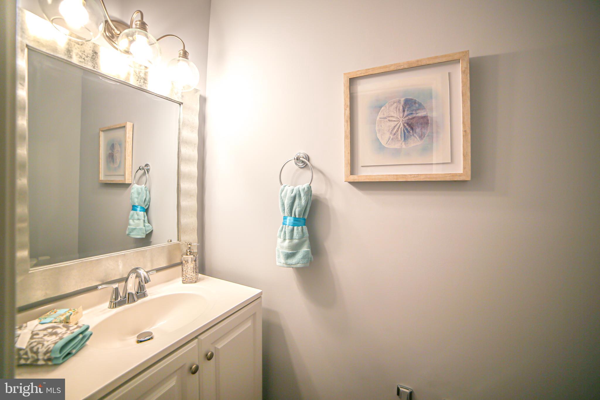 1818 Old Post Terrace Woodbridge, VA 22191 - Photo 7 of 33 Powder room