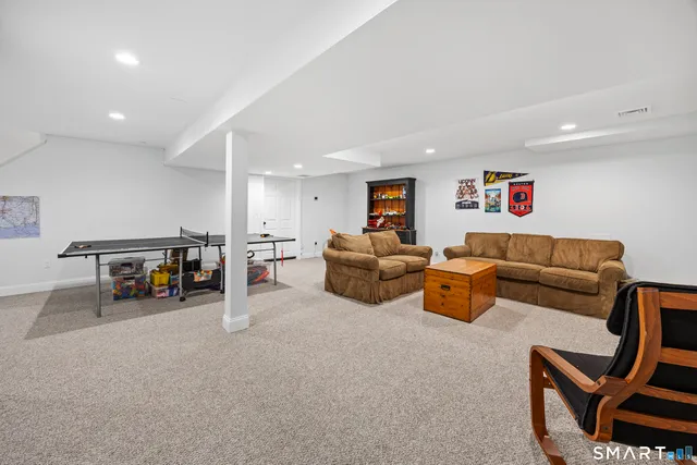 $799,000 | 5 Crosswood Road, Farmington, CT 06032