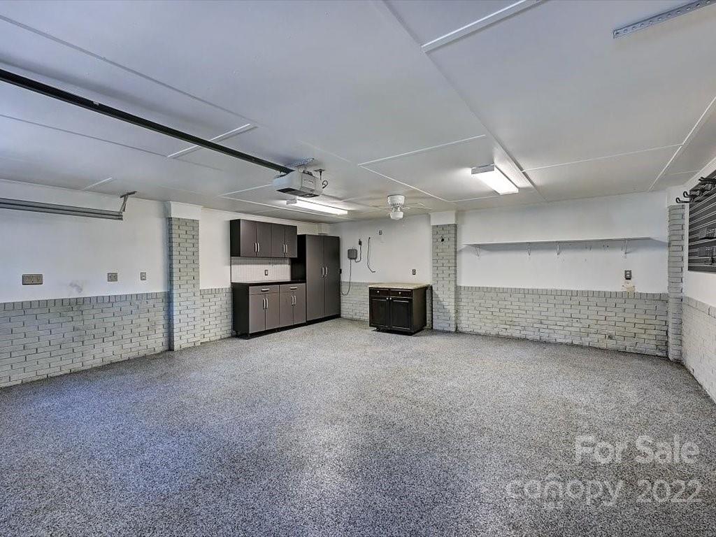 7121 Thermal Road Charlotte, NC 28211 - Photo 47 of 48 Gallery Image 47