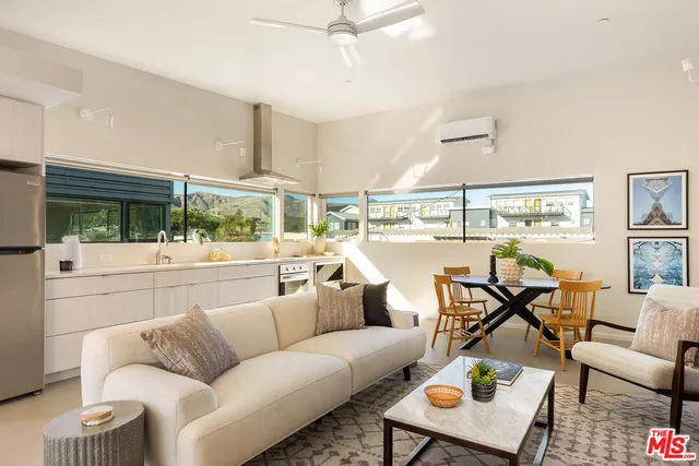 $1,895,000 | 161 North Garden Street, Ventura, CA 93001