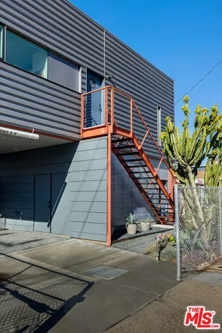 $1,895,000 | 161 North Garden Street, Ventura, CA 93001