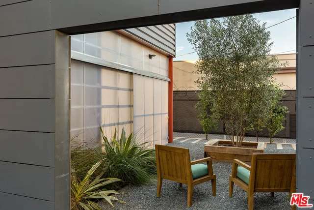 $1,895,000 | 161 North Garden Street, Ventura, CA 93001