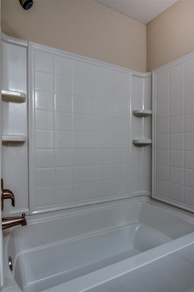 211 Dewey Road Rockton, IL 61072 - Photo 19 of 22 Gallery Image 19