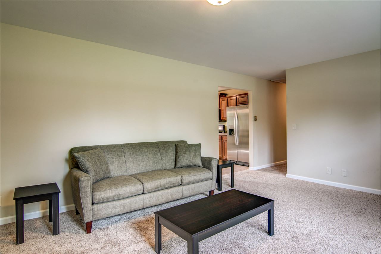 211 Dewey Road Rockton, IL 61072 - Photo 6 of 22 Gallery Image 6