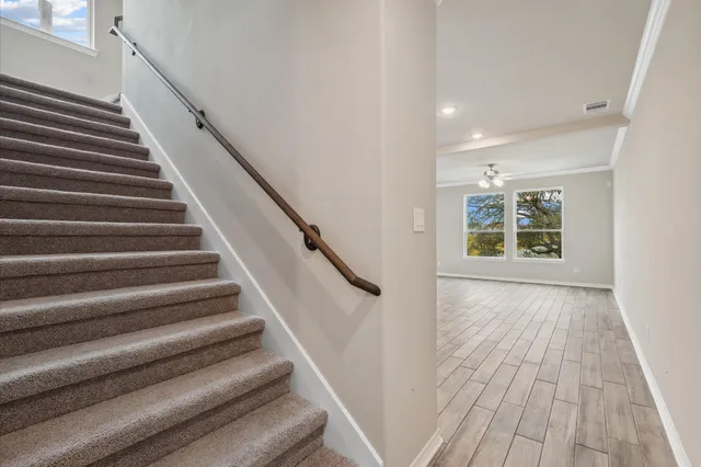 $269,900 | 704 Lee Street, La Porte, TX 77571