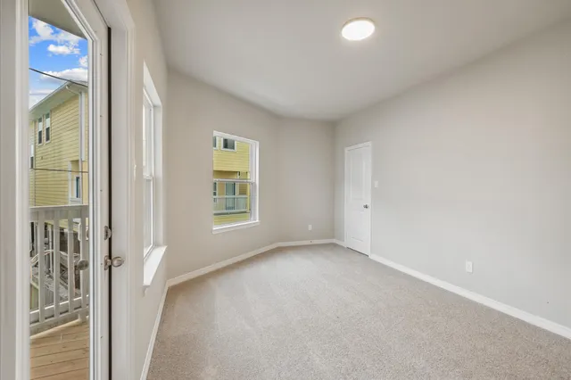 $269,900 | 704 Lee Street, La Porte, TX 77571