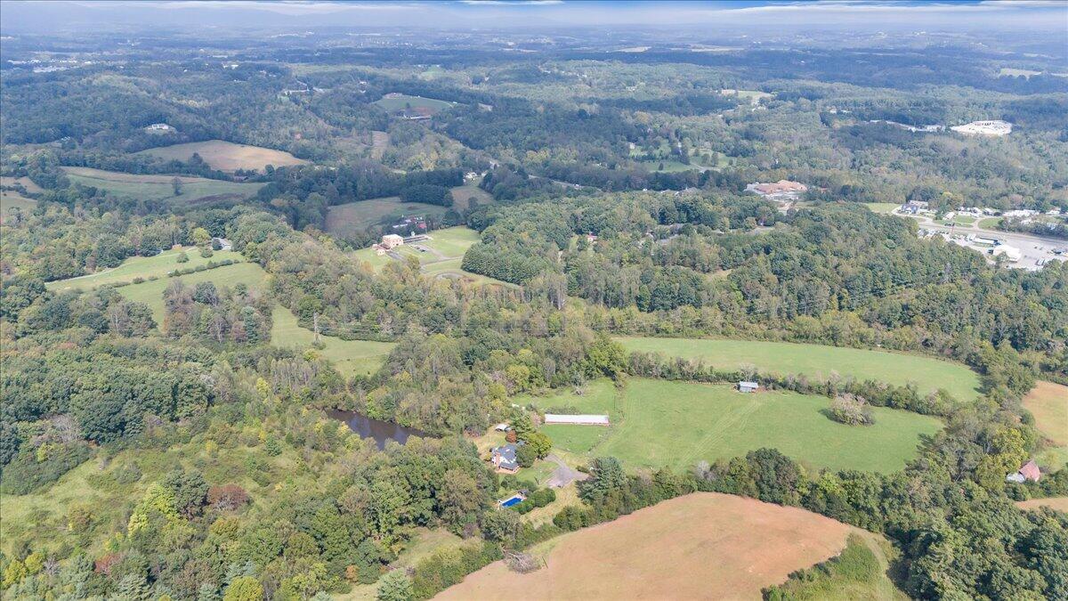 883 Foggy Ridge Road Rocky Mount, VA 24151 - Photo 32 of 126 106-DJI_20241003131313_0023_D