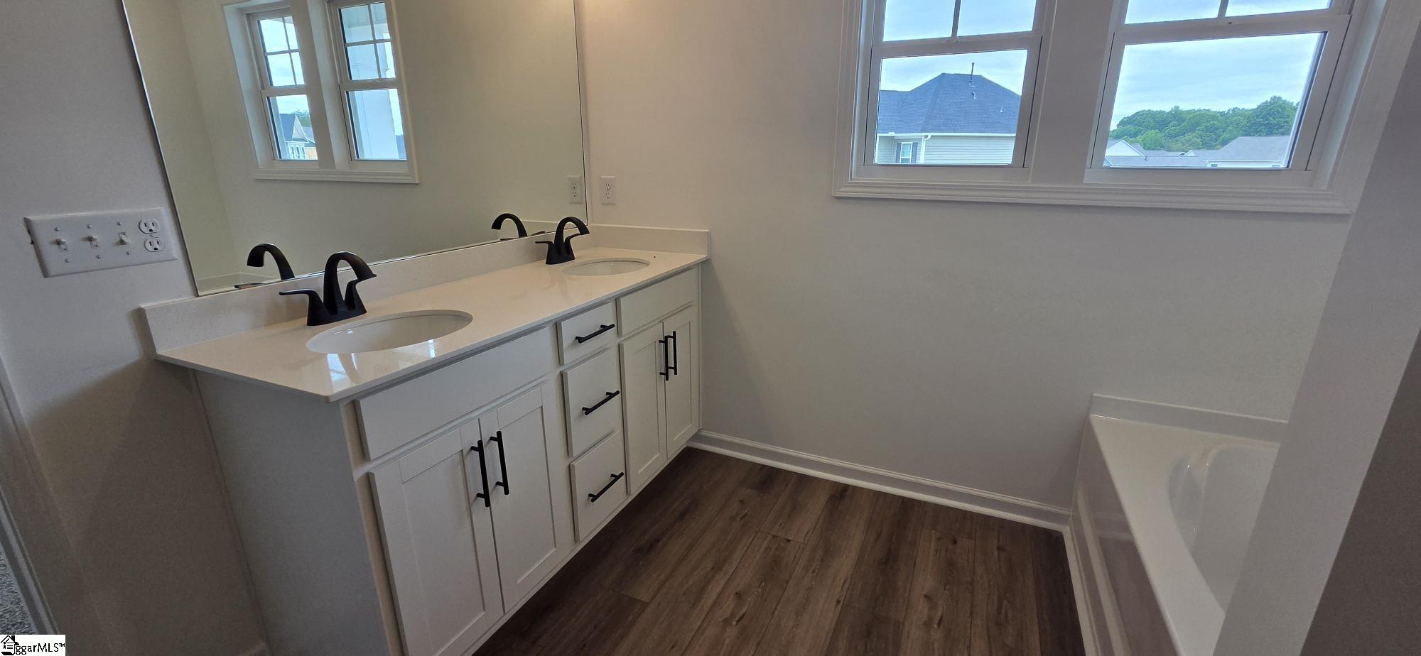 252 Brown Circle Easley, SC 29642 - Photo 9 of 21