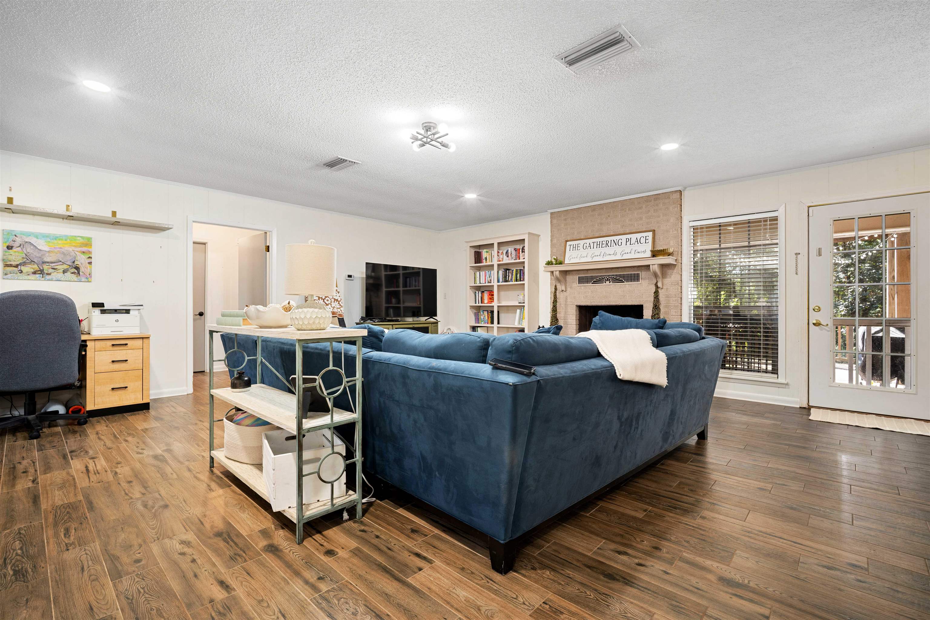 74 Caisson Trace Daphne, AL 36527 - Photo 5 of 26 Living Room