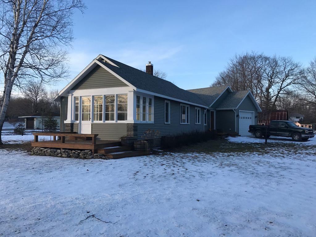1414 Long Rapids Road Alpena, MI 49707 - Photo 1 of 20 Gallery Image 1