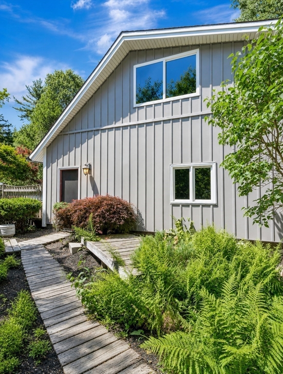 10 Mountain Road Easton, MA 02356 - Photo 35 of 42