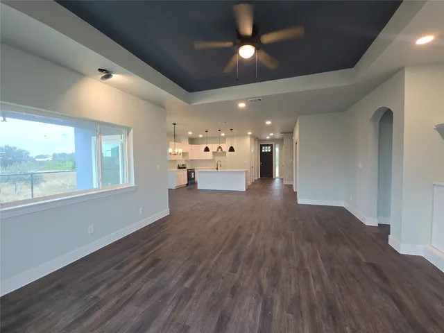 $458,978 | 206 Lewis Todd, Blanco, TX 78606