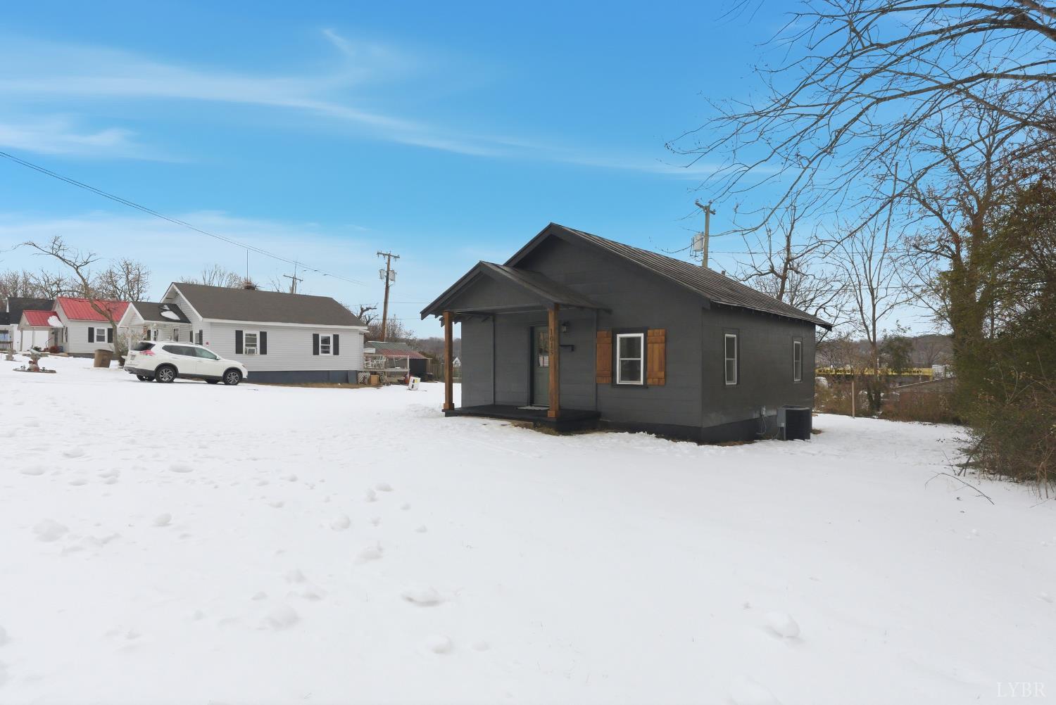 1015 7th Street Altavista, VA 24517 - Photo 25 of 31 a house with trees in the background