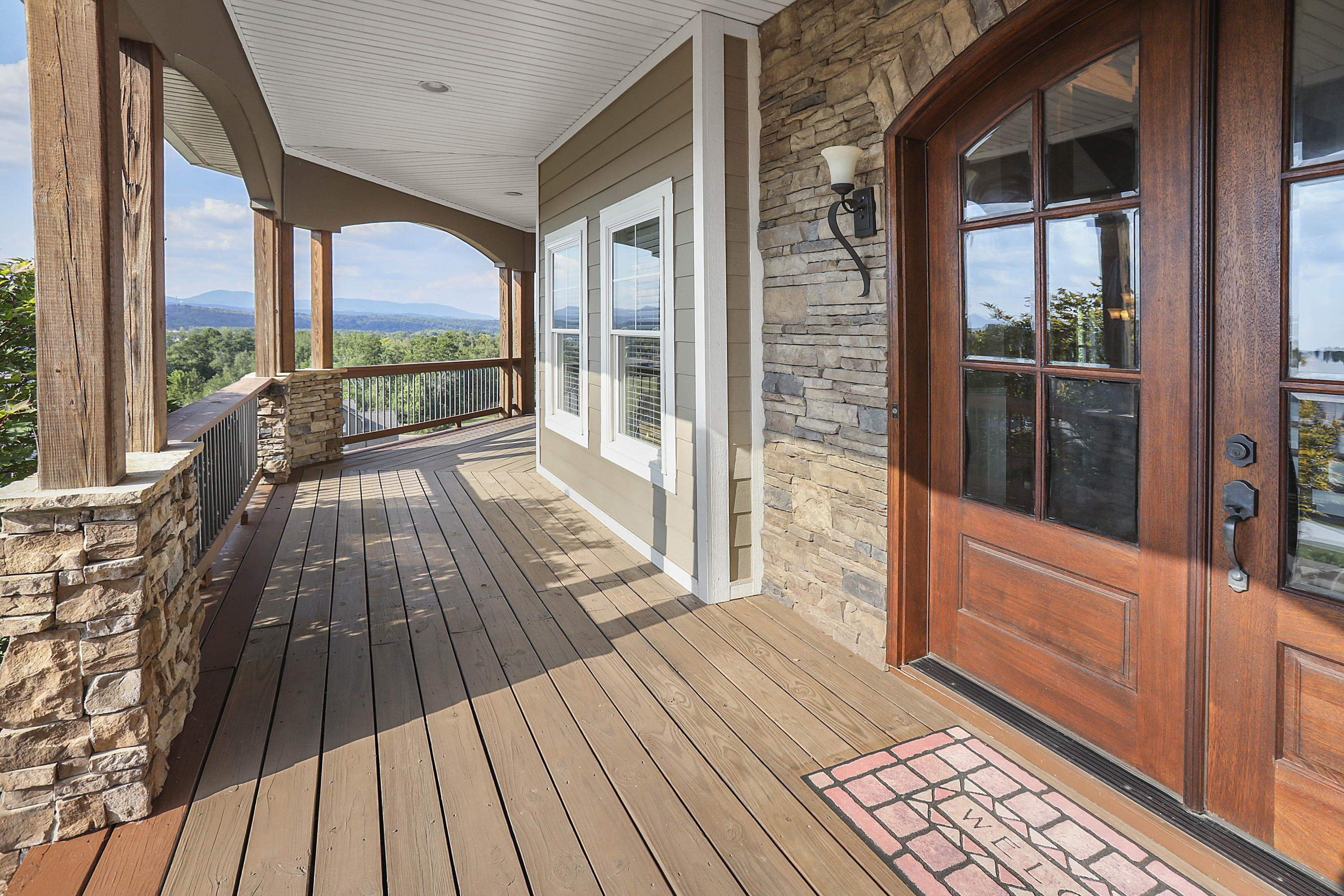 104 Copper Ridge Court Oak Ridge, TN 37830 - Photo 2 of 40 Welcome!