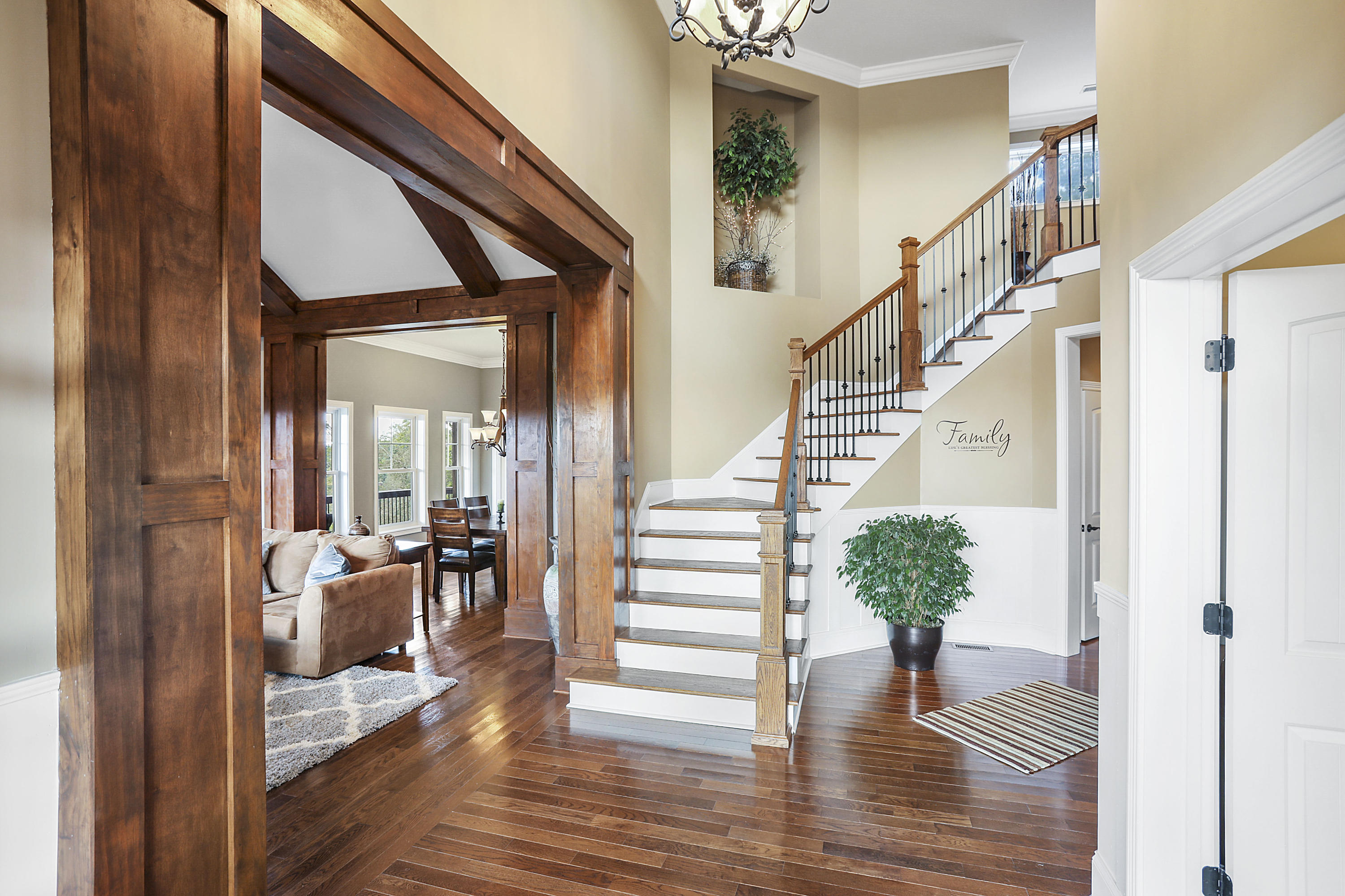 104 Copper Ridge Court Oak Ridge, TN 37830 - Photo 4 of 40 Two-Story Foyer
