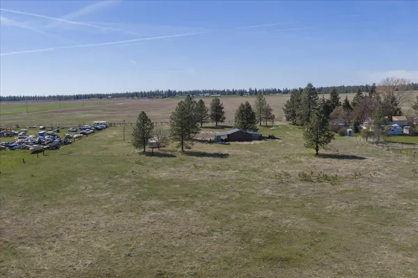$220,000 | 12812 North Dover Road, Nine Mile Falls, WA 99026