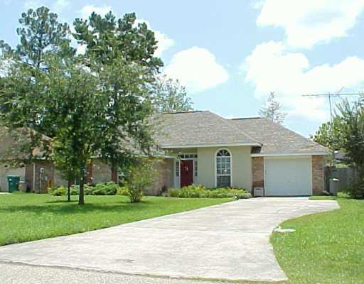 2269 Rue Pinckney Mandeville, LA 70448 - Photo 1 of 8 Gallery Image 1