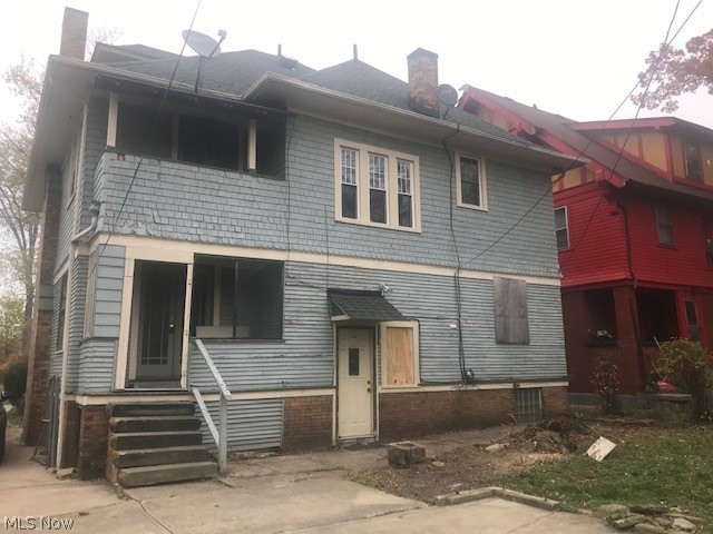1860 Alvason Road Cleveland, OH 44112 - Photo 3 of 21