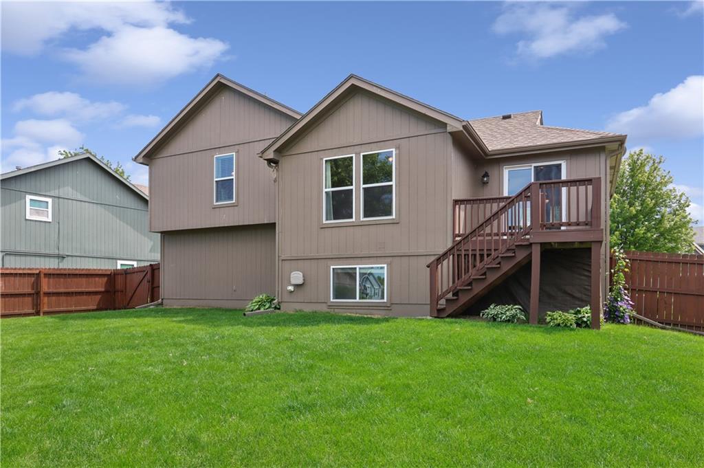 1004 East Pumpkin Ridge Gardner, KS 66030 - Photo 24 of 25