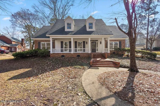 $544,000 | 204 Summer Oak Trail, Madison, MS 39110
