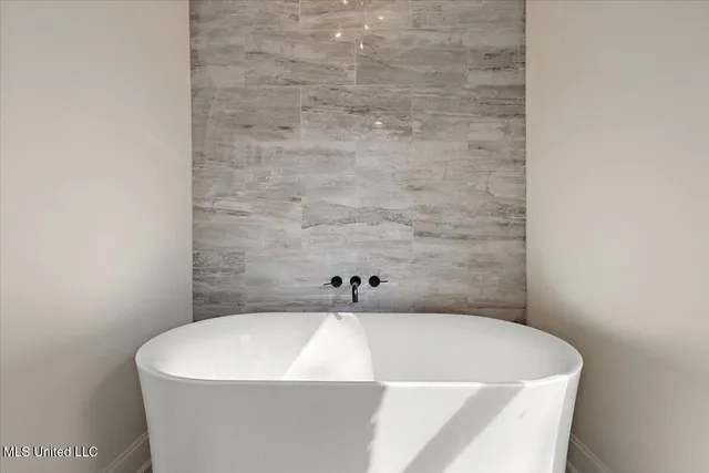 $544,000 | 204 Summer Oak Trail, Madison, MS 39110