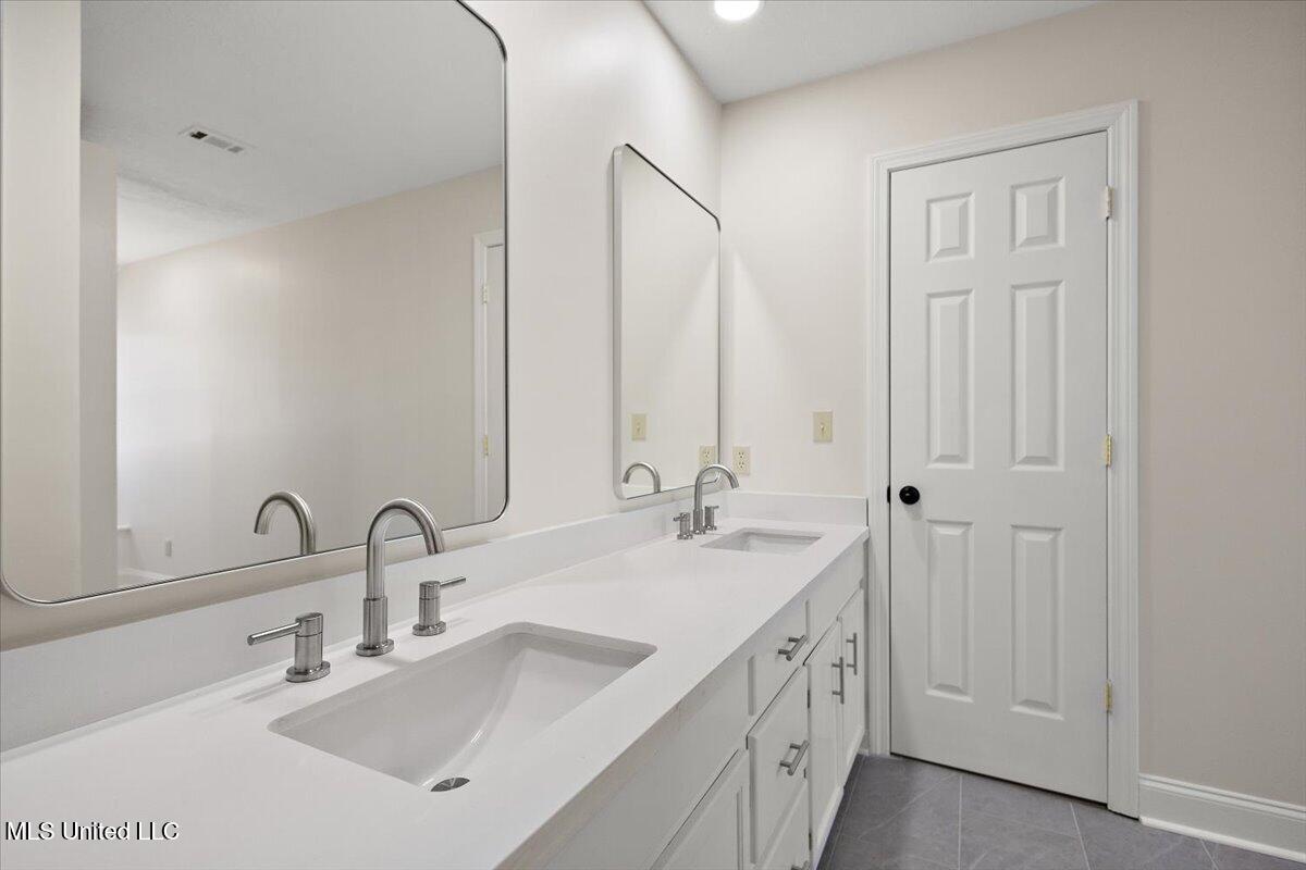 204 Summer Oak Trail Madison, MS 39110 - Photo 36 of 56 36-3HTP1356