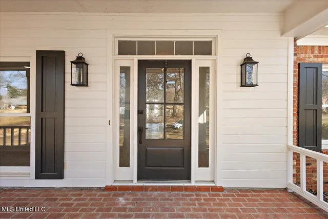 $544,000 | 204 Summer Oak Trail, Madison, MS 39110