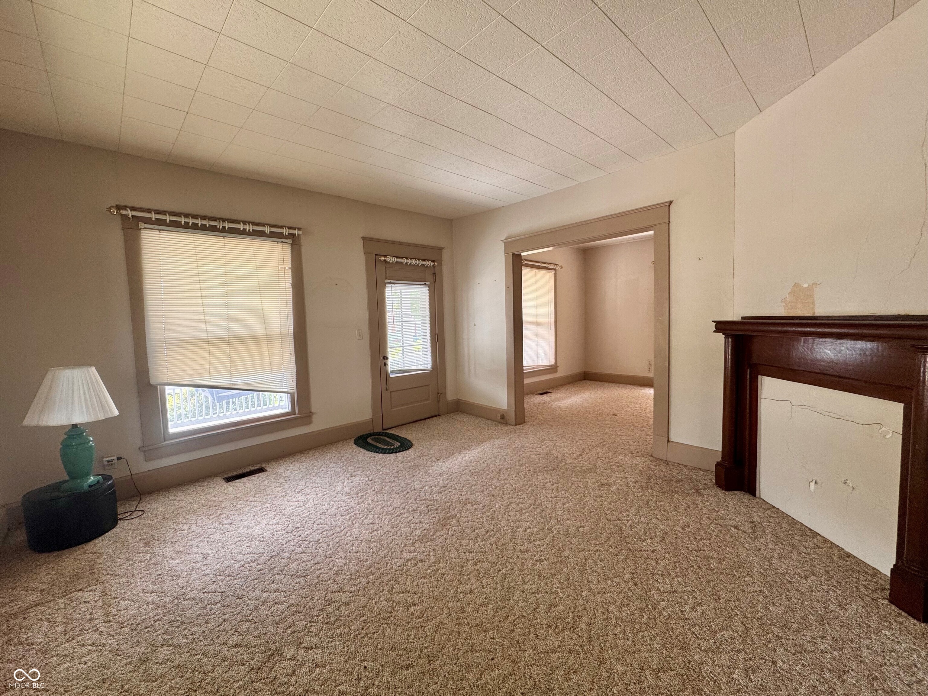 1128 Union Street Columbus, IN 47201 - Photo 7 of 8