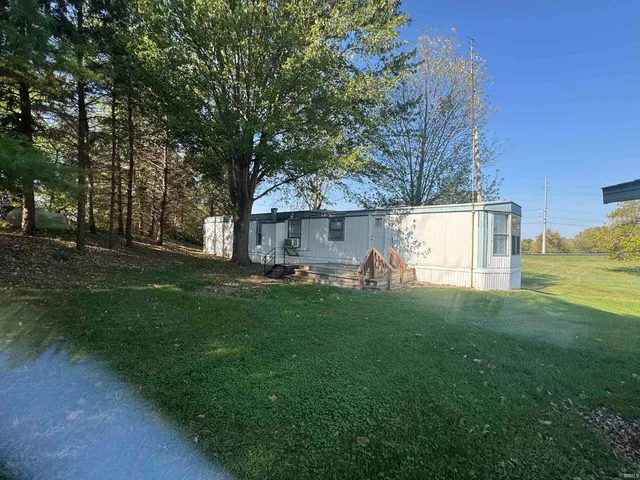 $126,000 | 4600 Highway 327, Orland, IN 46776