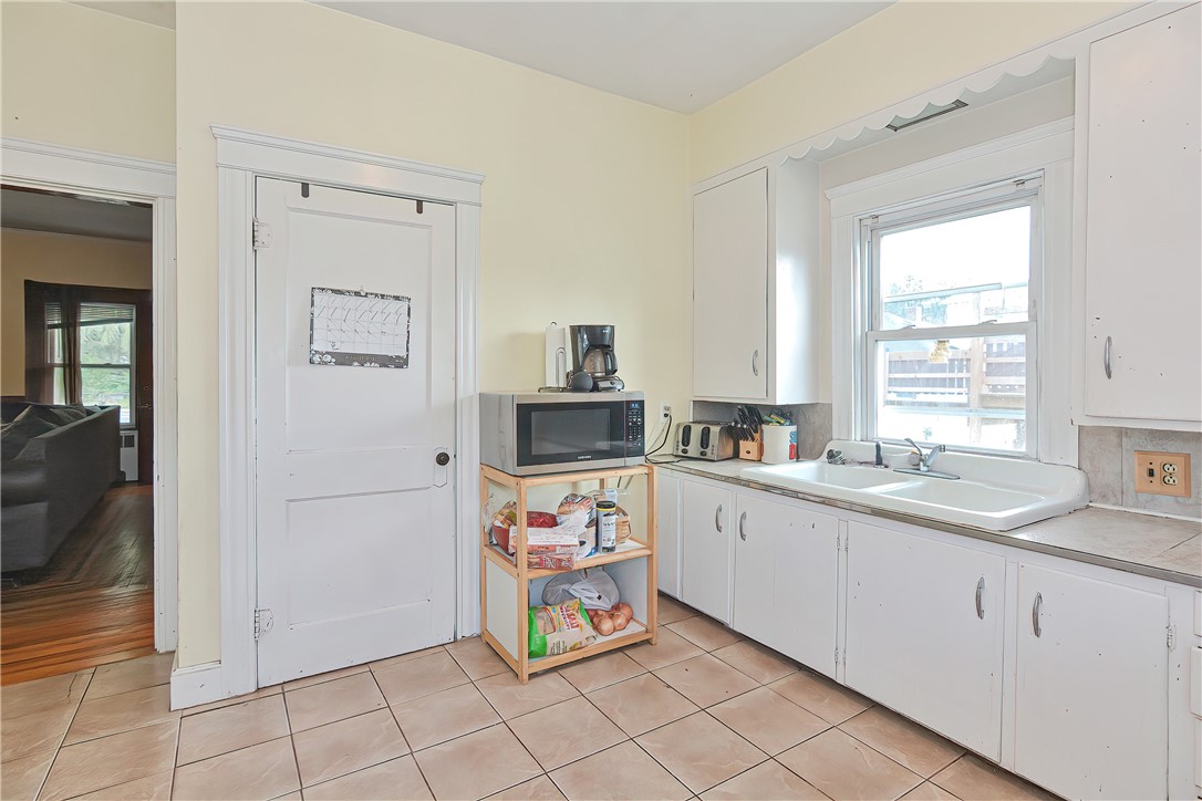 338 Mendon Road Cumberland, RI 02864 - Photo 3 of 29 Kitchen 1st Fl