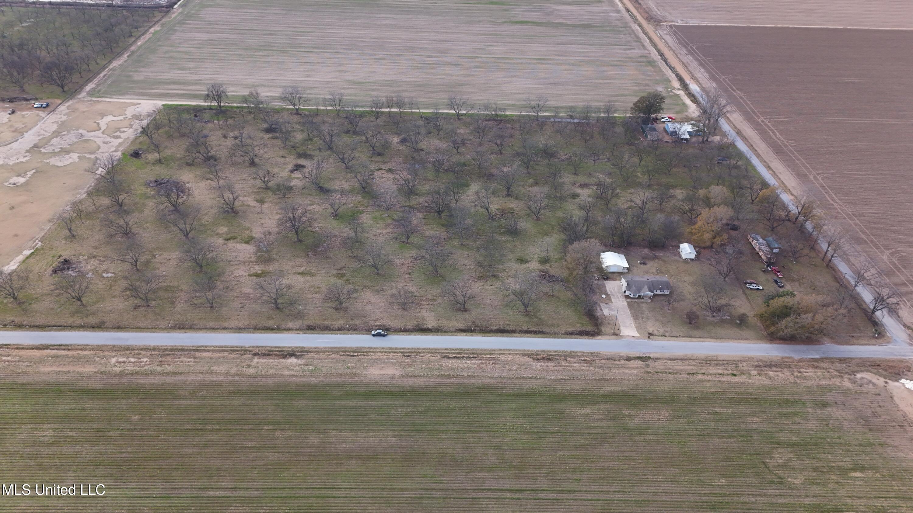 Interstate Road Shaw, MS 38773 - Photo 2 of 14 DJI_20251203153116_0120_D