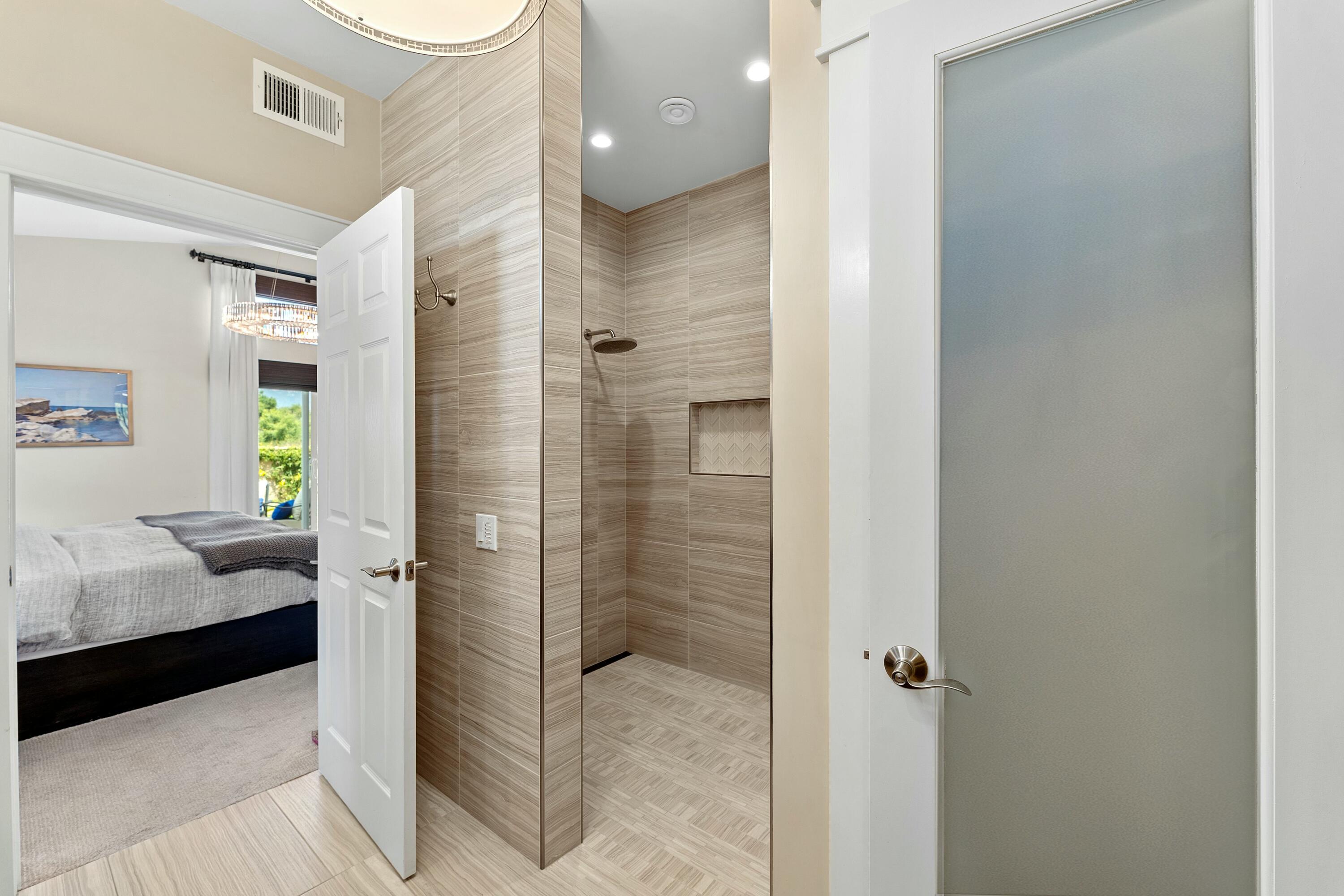 7814 Day Road Goleta, CA 93117 - Photo 25 of 45 Primary Bath