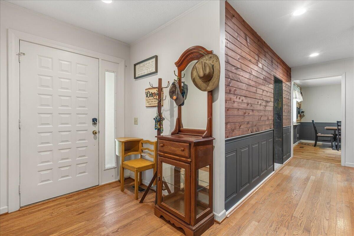 2522 Cindy Street Athens, TN 37303 - Photo 4 of 36 a view of a hallway with wooden floor