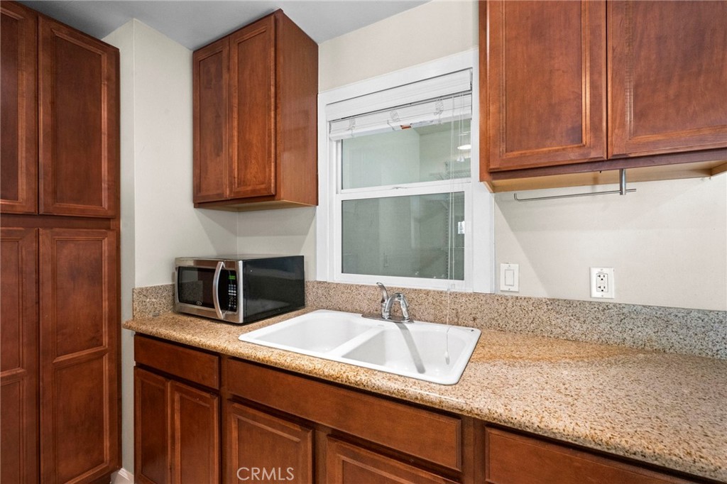 9331 La Vine Street Rancho Cucamonga, CA 91701 - Photo 12 of 64