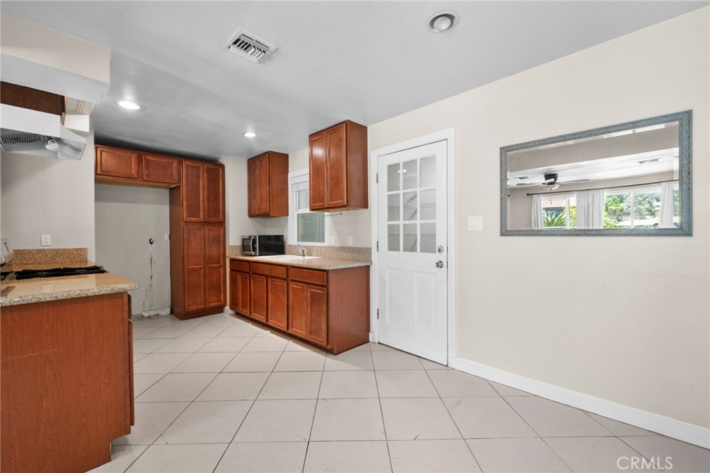 9331 La Vine Street Rancho Cucamonga, CA 91701 - Photo 13 of 64