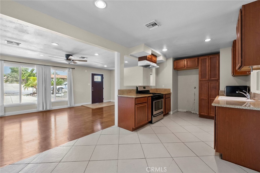 9331 La Vine Street Rancho Cucamonga, CA 91701 - Photo 9 of 64