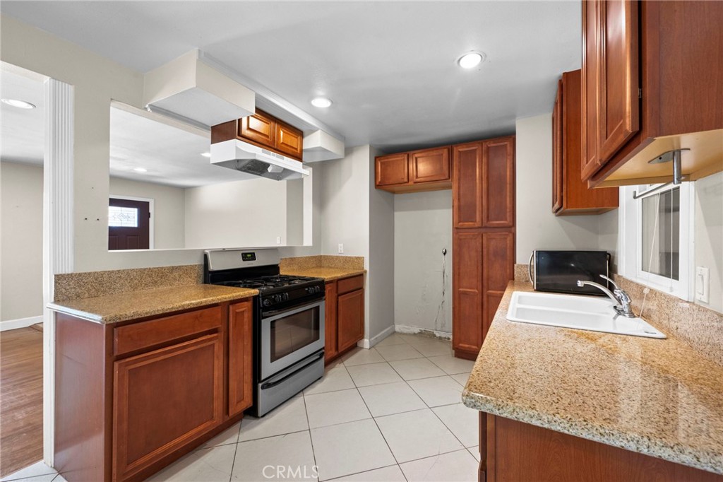 9331 La Vine Street Rancho Cucamonga, CA 91701 - Photo 10 of 64