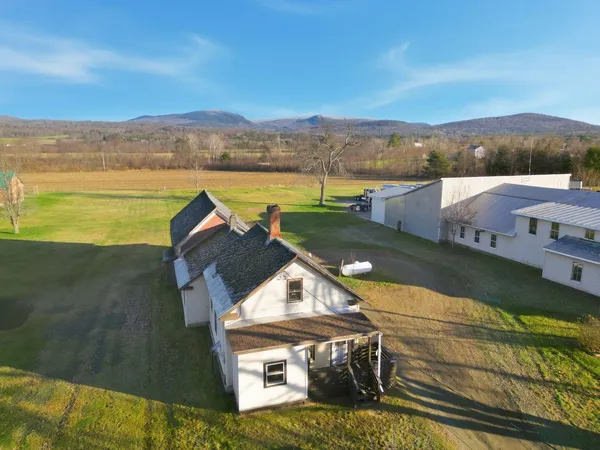 $75,000 | 2862 Dartmouth College Highway, Haverhill, NH 03774