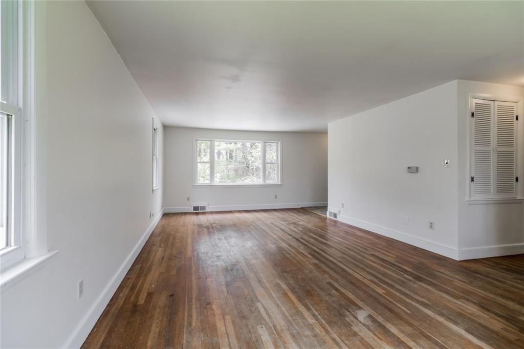 104 Johnson Road Falmouth, ME 04105 - Photo 17 of 35 Photo