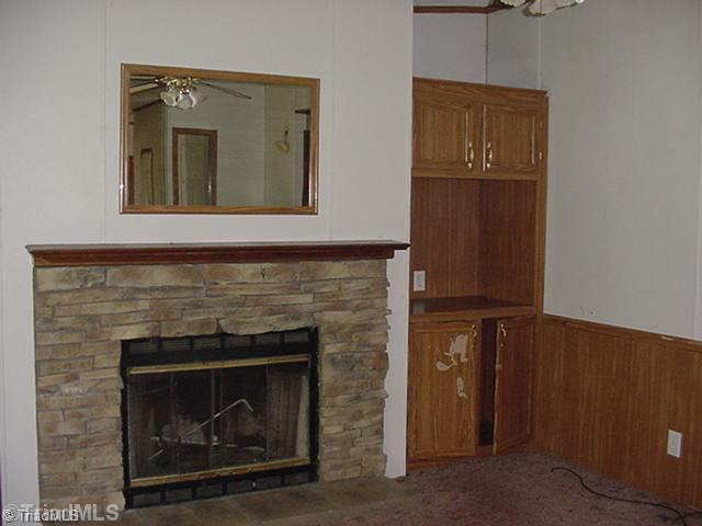 155 Boone Farm Road Mocksville, NC 27028 - Photo 7 of 11 Den/Family/Great Room.