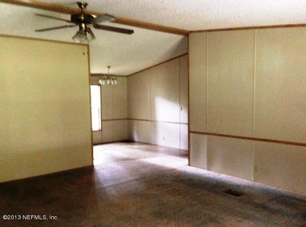 273627 Murrhee Road Hilliard, FL 32046 - Photo 3 of 8 Living and Dining Area