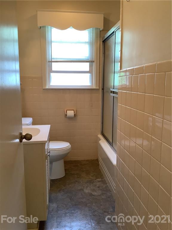 562 Beaverdam Road Asheville, NC 28804 - Photo 8 of 25 Gallery Image 8