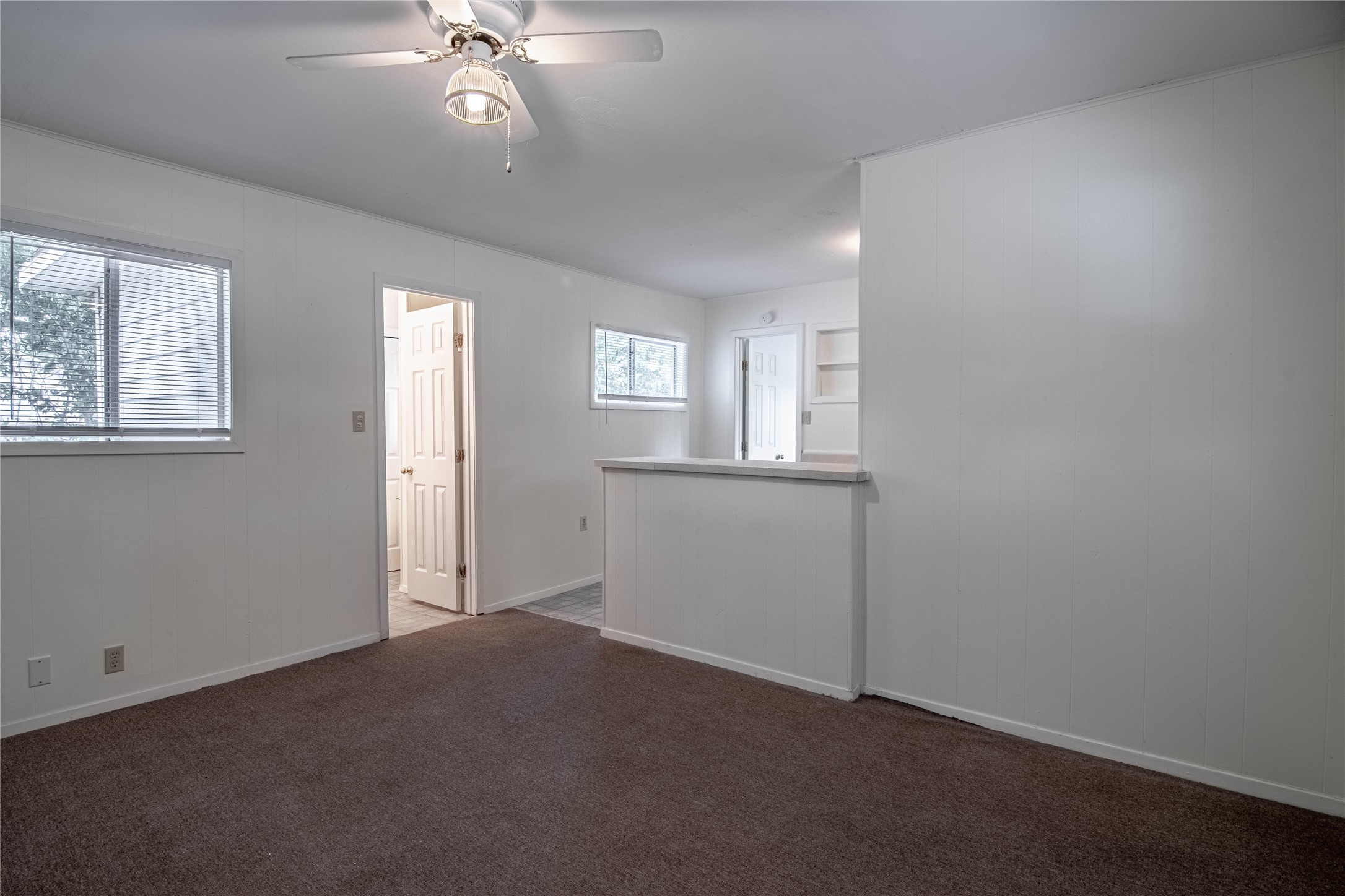 137 Lee Lane Trinity, TX 75862 - Photo 3 of 15