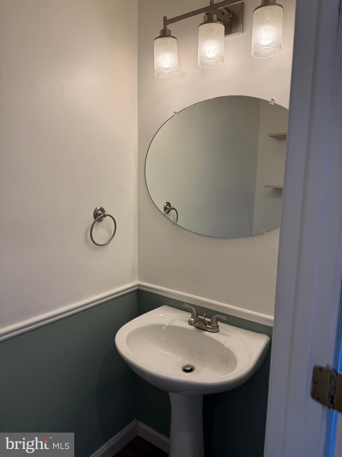 262 Breezewood Drive Hanover, PA 17331 - Photo 13 of 25 1st Floor Half Bath