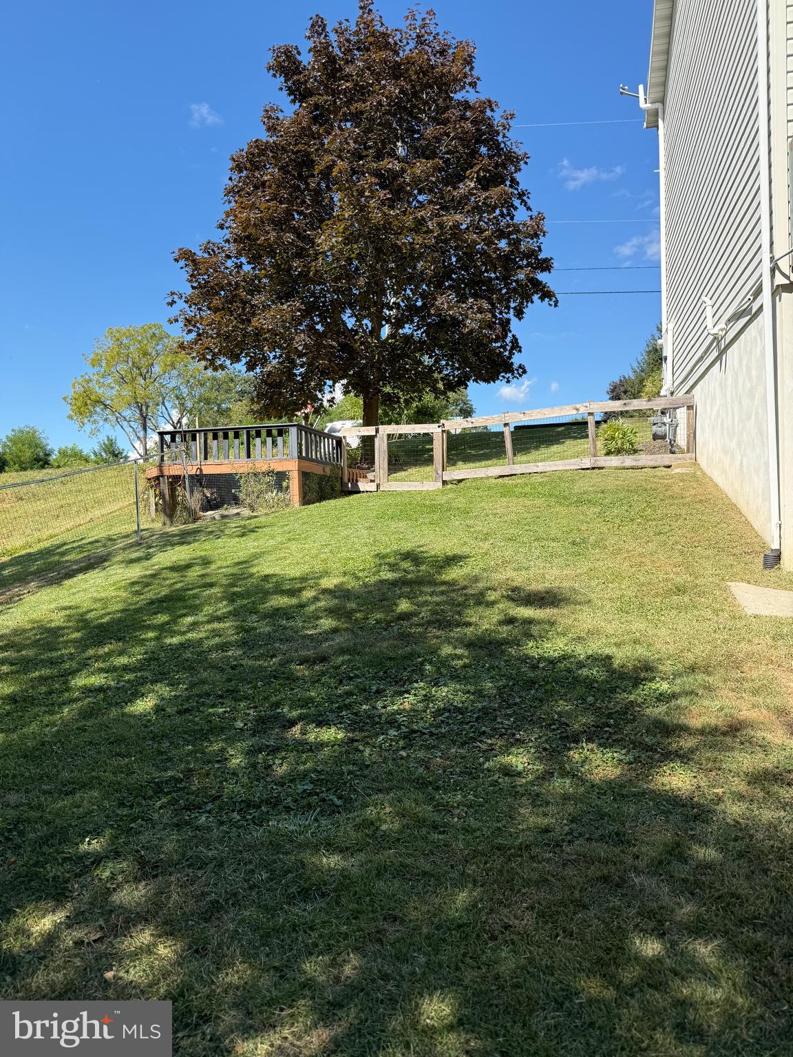 262 Breezewood Drive Hanover, PA 17331 - Photo 25 of 25 Side Yard