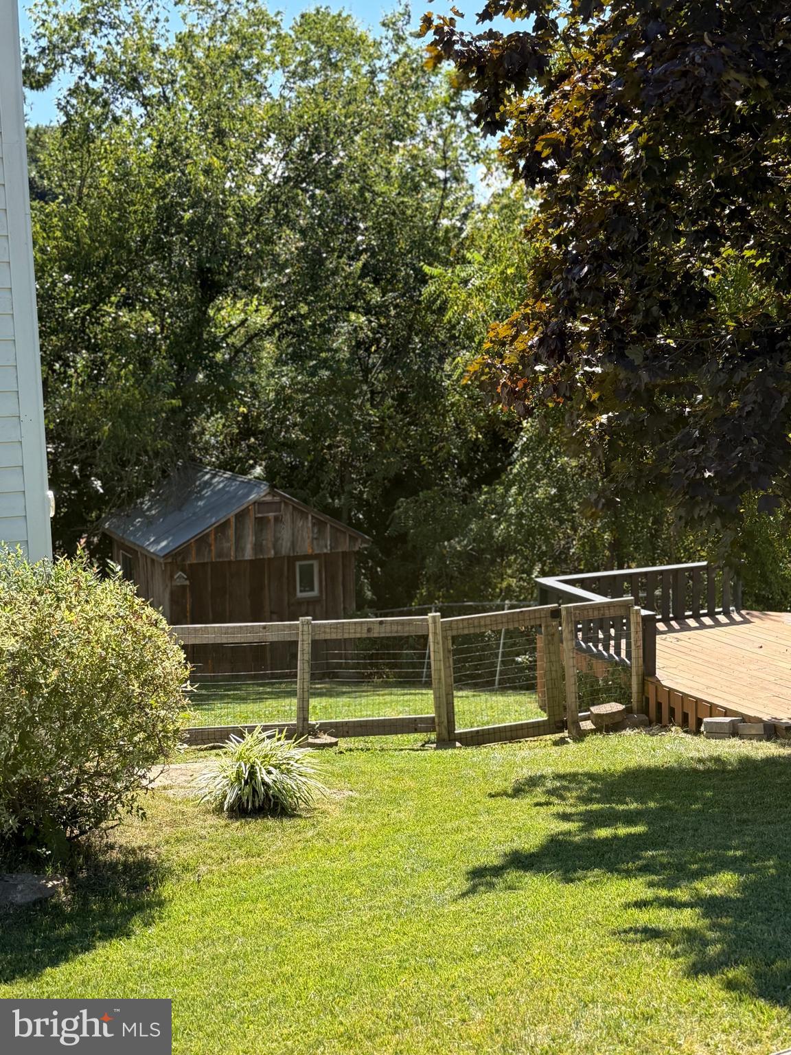 262 Breezewood Drive Hanover, PA 17331 - Photo 3 of 25 Side Yard